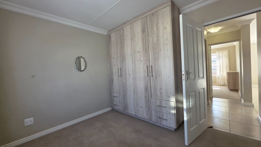 2 Bedroom Property for Sale in Groenkloof Retirement Village Western Cape